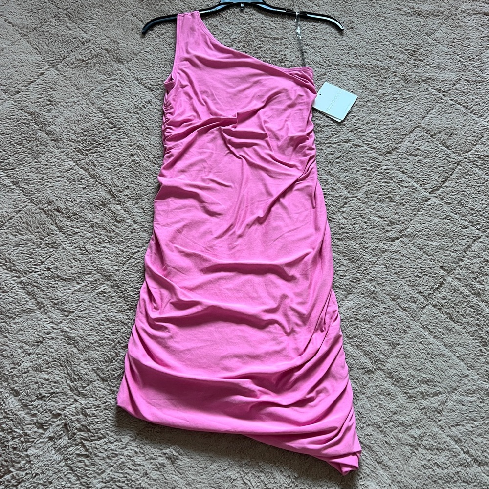 NWT Beyond Yoga Pink Featherweight Carried Away Ruched Mini Dress Preppy Size S